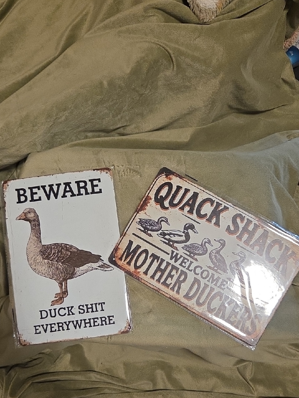 Rustic Duck Farm Wall Signs - White and Tan 8" X 12"